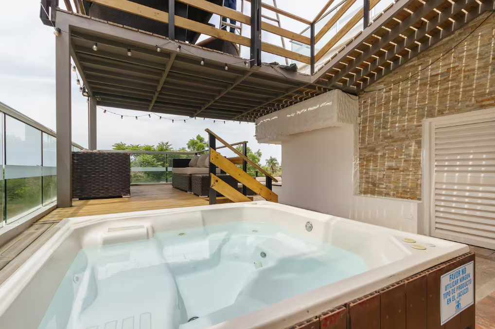 Jacuzzi privado en la terraza